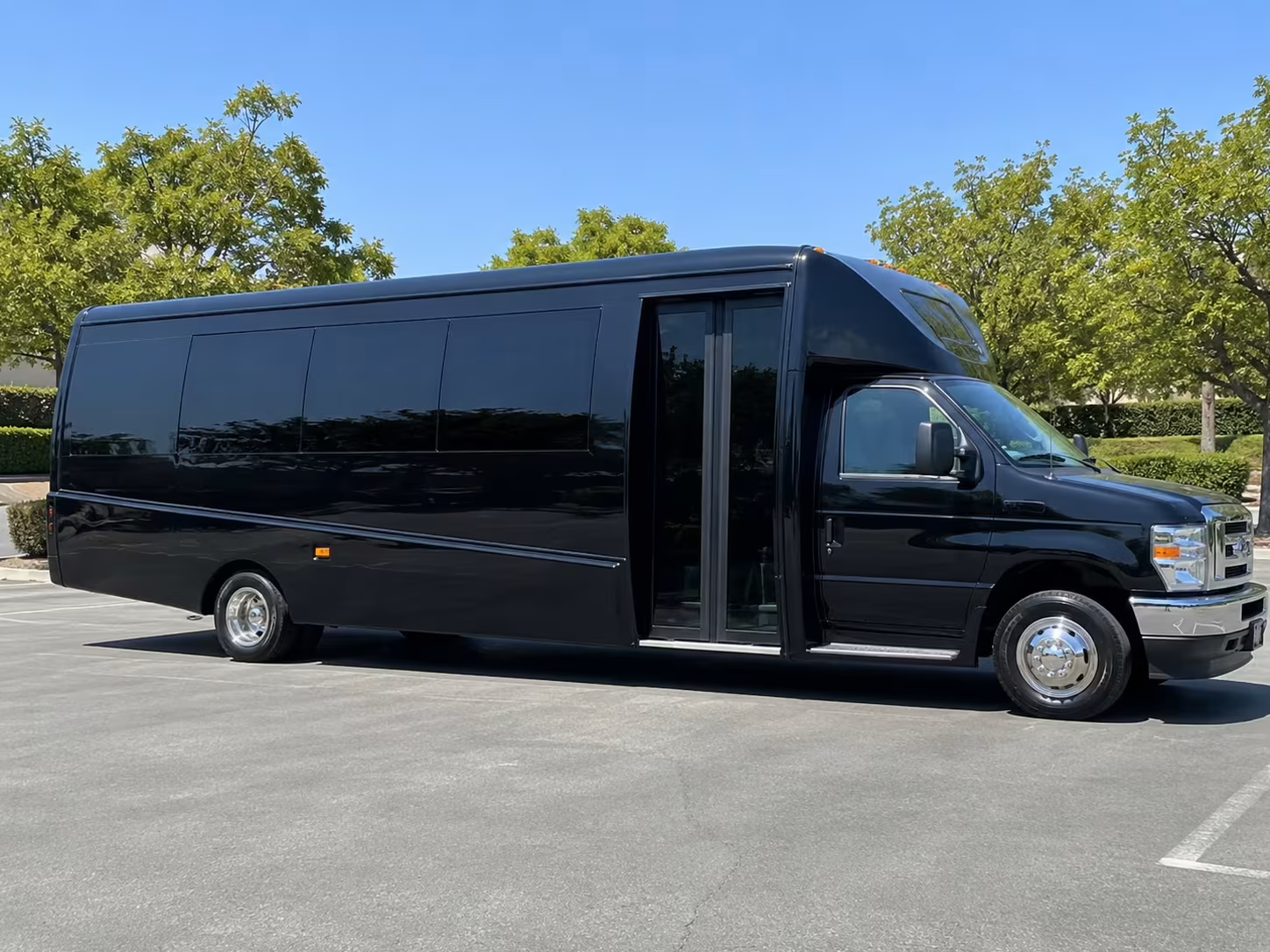 20 passenger minibus