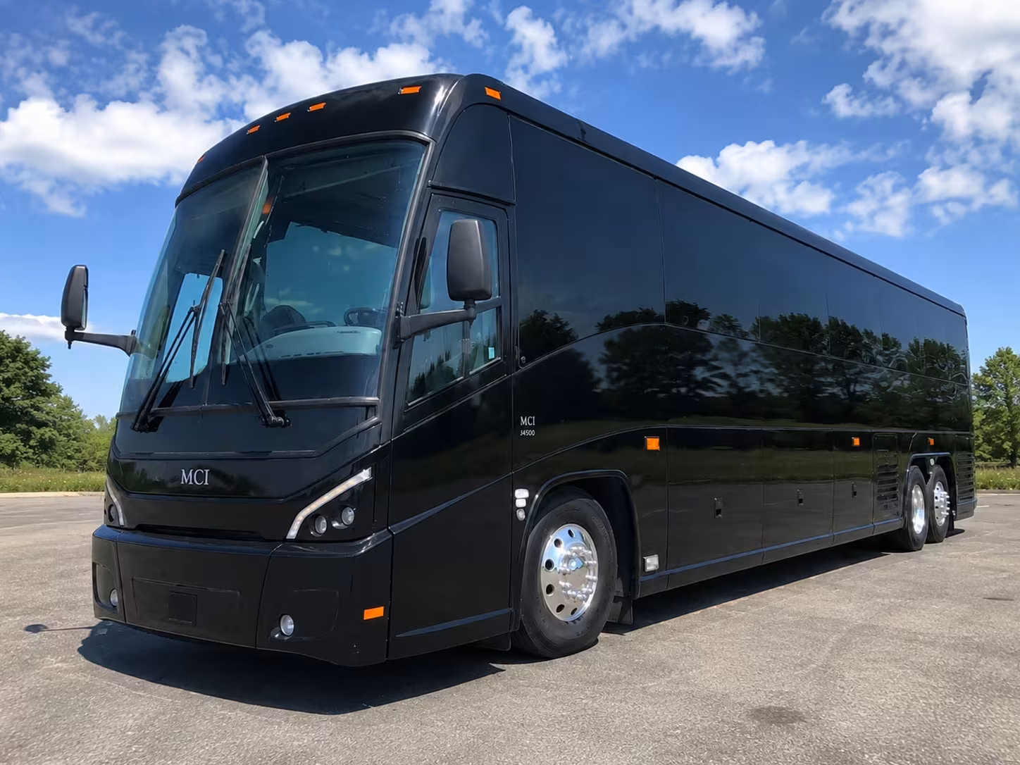 medford day trip shuttle buses to crater lake